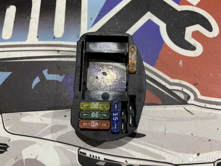 Держатель запасных предохранителей BMW E60 E61 E63