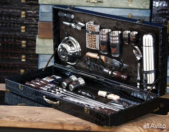 Подарочный набор для барбекю в чемодане