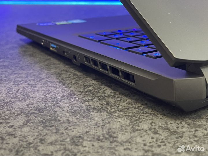 Игровой монстр aurus i7 13700H RTX 4080 17,3 IPS