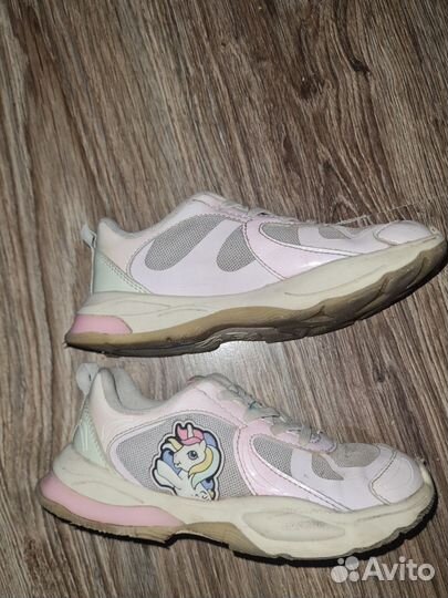 Кроссовки Zara 29