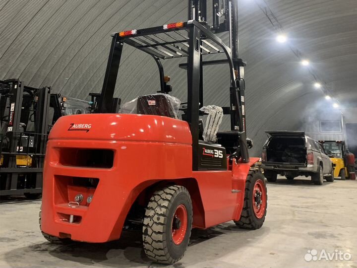 Вилочный погрузчик Zauberg CPCD35-M1C, 2024