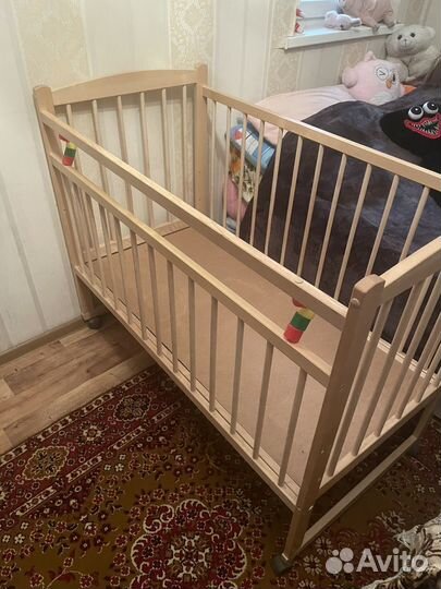 Детская кроватка