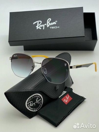 Солнцезащитные очки RayBan