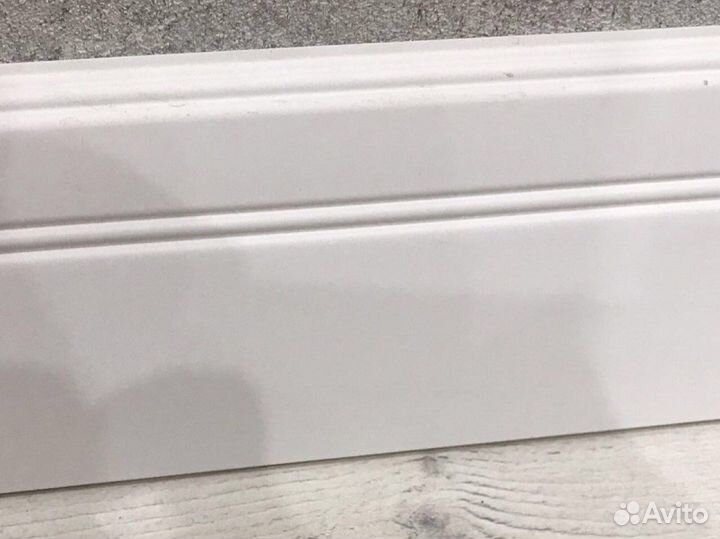 Плинтус напольный пенополиуретановый Европласт