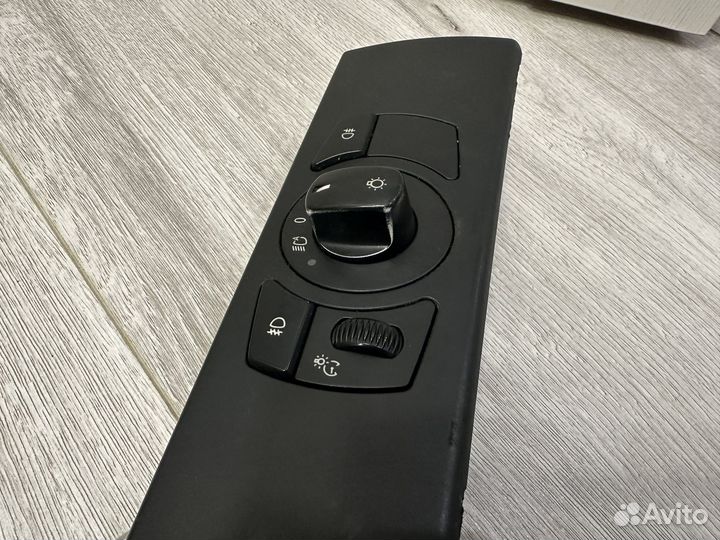 Блок управления светом BMW 5 e60