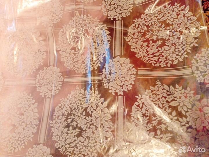 Пленка для стола прозрачная с рисунком