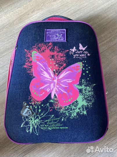 Продам пенал и портфель новые