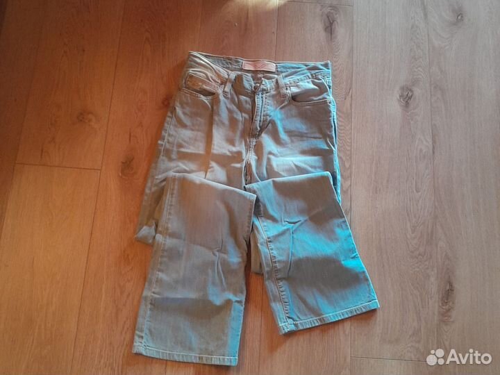 Джинсы клеш женские