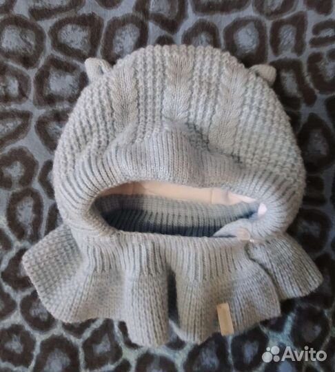 Шапочка шлем на пуговке