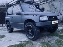 Suzuki Escudo 1.6 AT, 1992, 143 900 км, с пробегом, цена 550 000 руб.