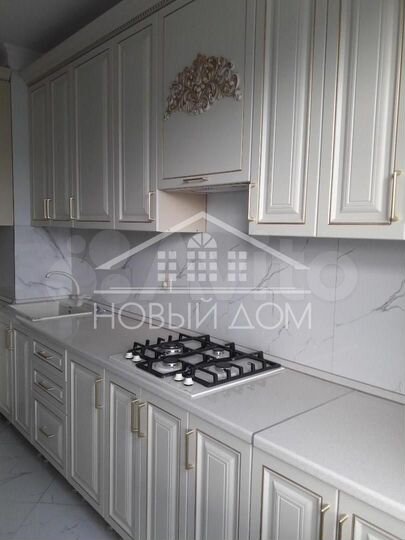 3-к. квартира, 105 м², 3/10 эт.