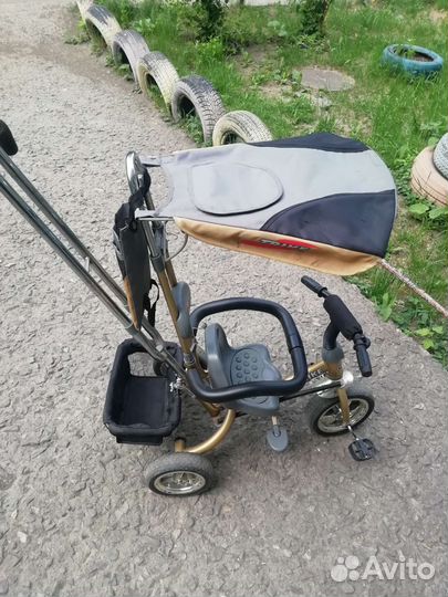 Трёх колёсная коляска