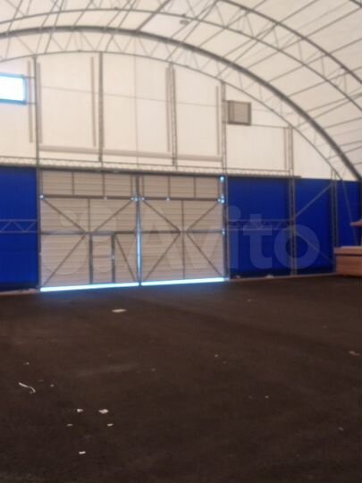 Склад, 990 м²