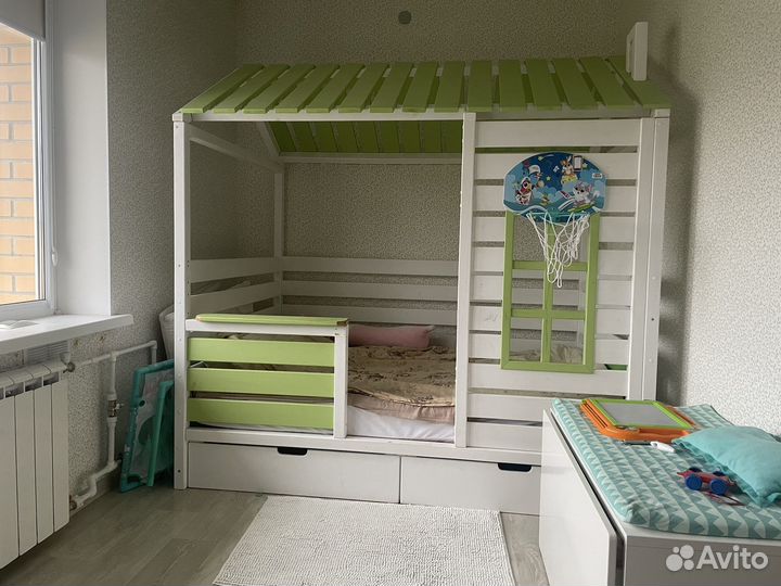 Кровать-домик 120*180 с матрасом