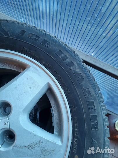 Продам зимние колеса 205 65 15