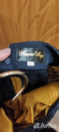 Нарядное женское платье