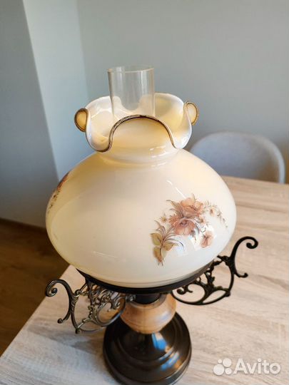 Светильник настольный, интерьерный