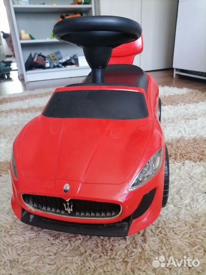 Машинка каталка толокар