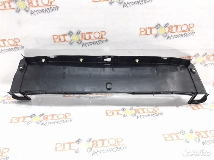 Накладка петли багажника Lexus GS430 (UZS190) 200