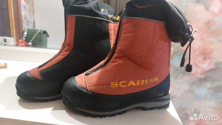 Ботинки 8000 Scarpa