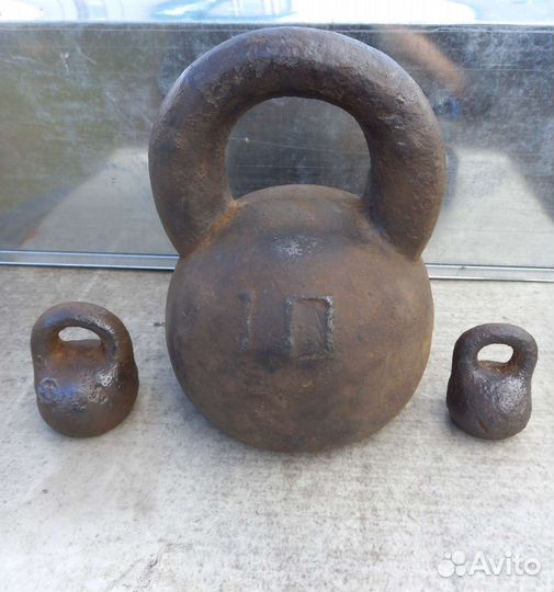 Гири весовые, царского периода. 1 пуд, 1 и 2 фунта