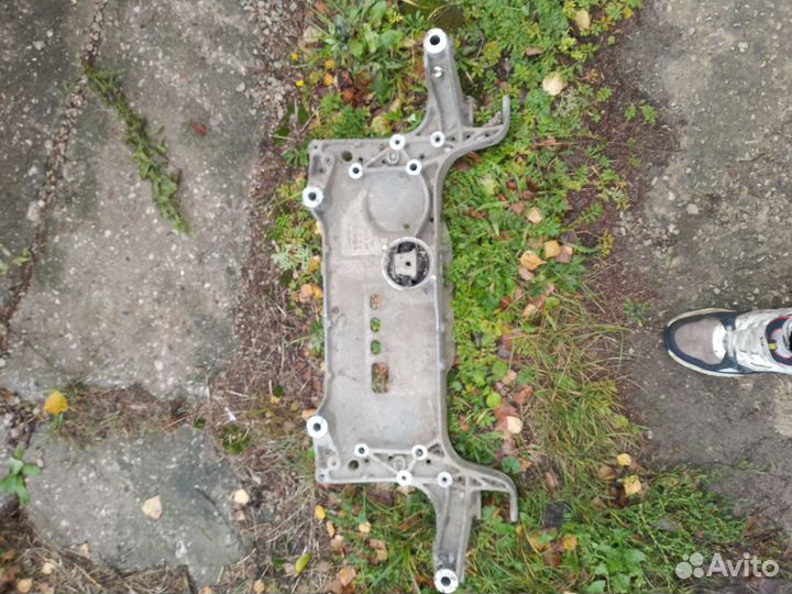 Подрамник для фольксваген б6