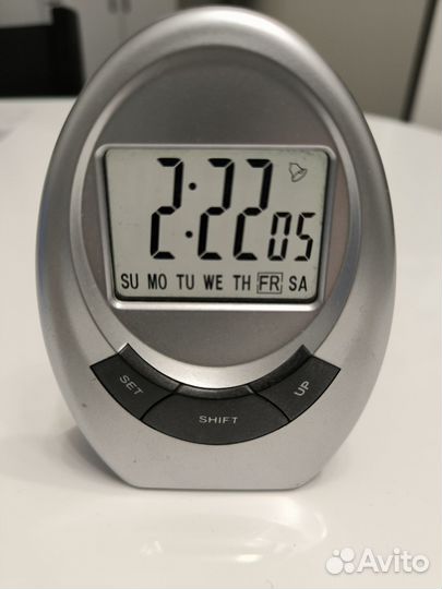 Часы будильник электронные бу