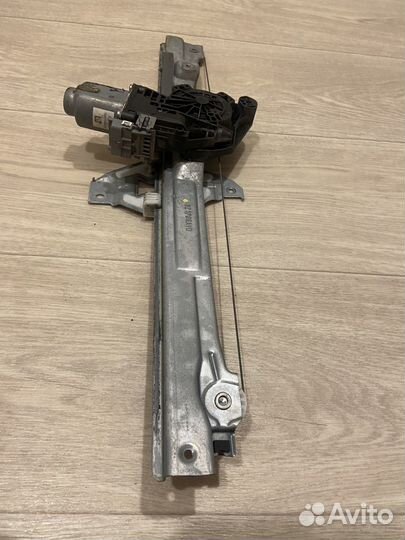 Стеклоподьемник Ситроен С4 В7