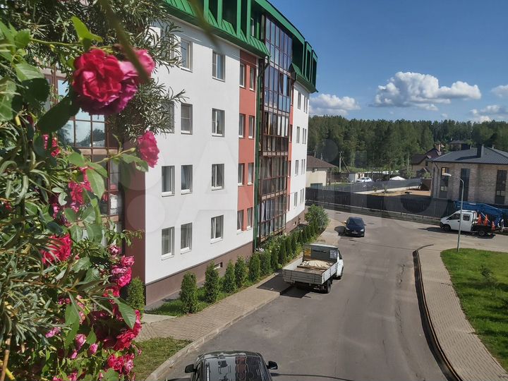 2-к. квартира, 55 м², 3/6 эт.