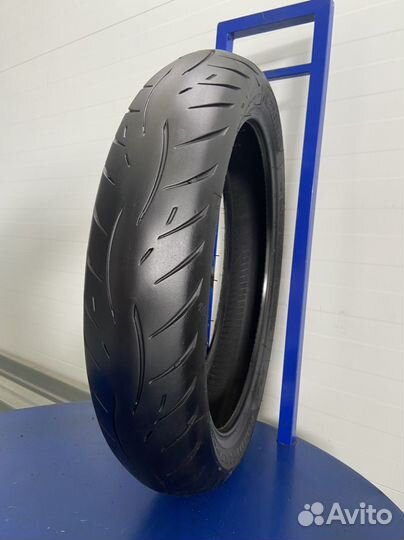 Metzeler Roadtec z8 120/70 R17