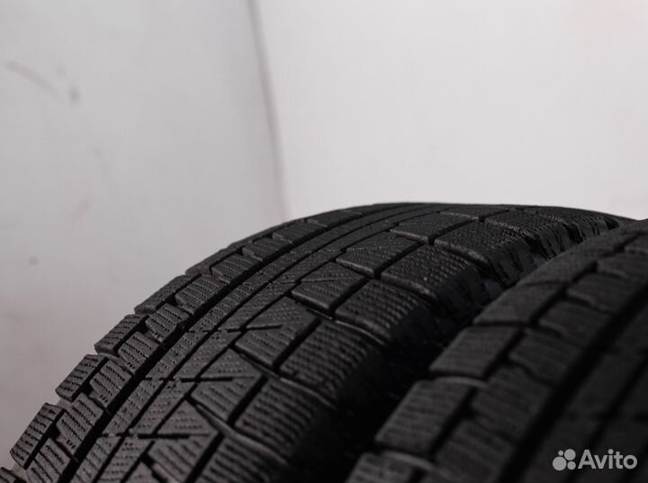 Bridgestone Blizzak Revo GZ 225/55 R17 97S