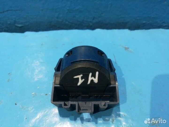 Контактная группа замка зажигания Ford Maverick