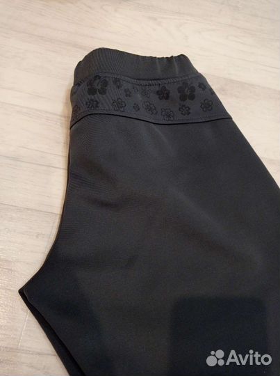 Спортивный костюм женский