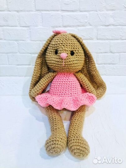 Вязаный зайчик амигуруми