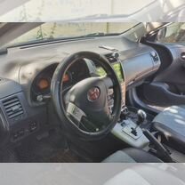 Toyota Corolla 1.6 AMT, 2008, 290 000 км, с пробегом, цена 670 000 руб.