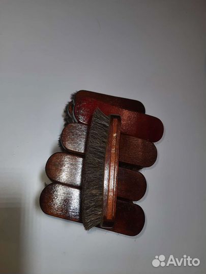 Щетка для одежды и обуви