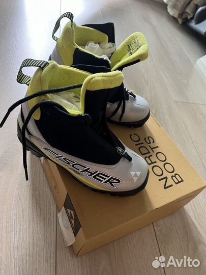 Лыжные ботинки fischer детские