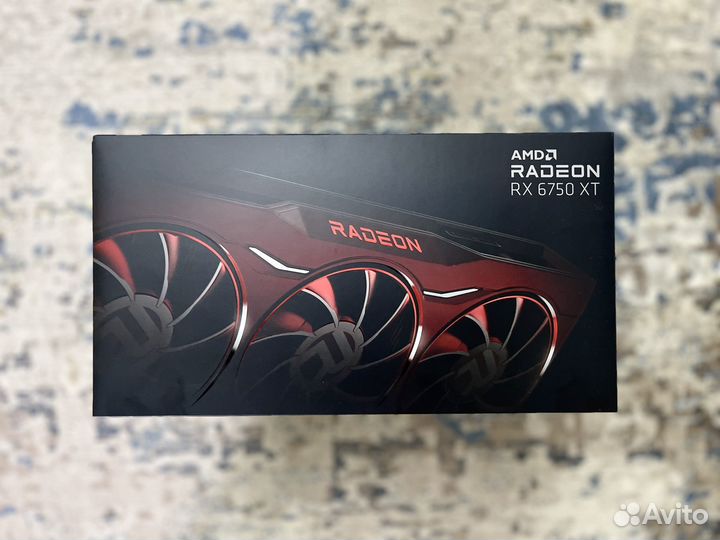 AMD Radeon RX 6750 XT Новые