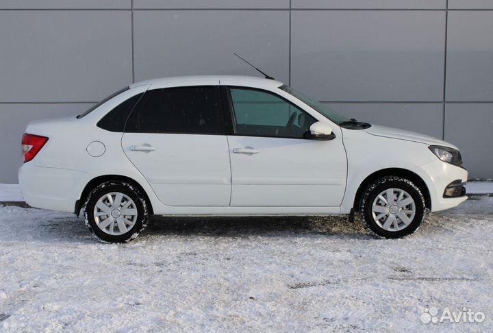 LADA Granta 1.6 МТ, 2021, 61 874 км