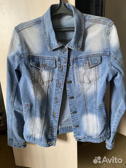 Джинсовая куртка
