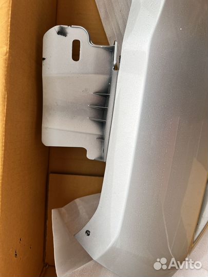 Накладка заднего бампера Mitsubishi Pajero Sport