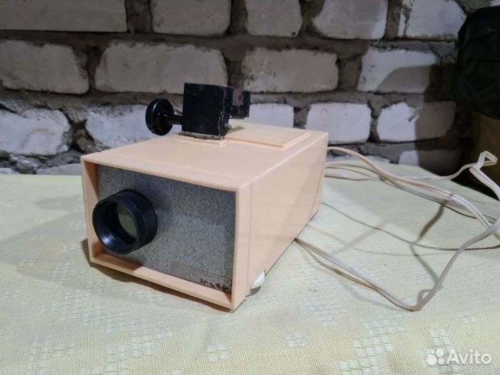 Диапроектор СССР фд2 с диафильмами