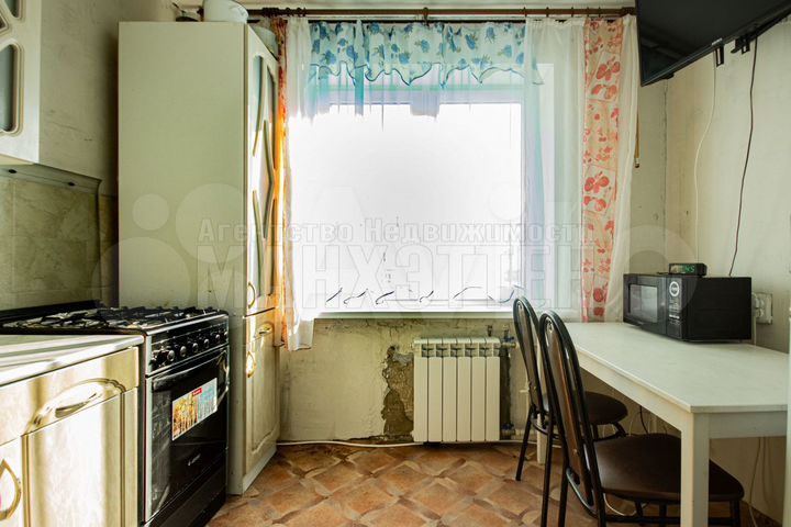 2-к. квартира, 52 м², 8/9 эт.