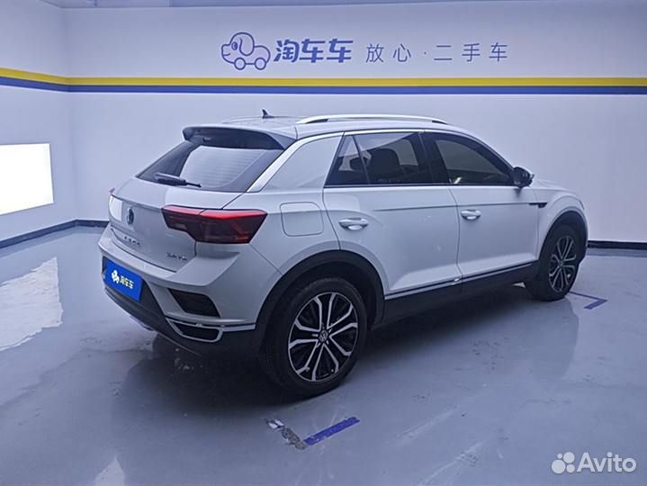 Volkswagen T-Roc 1.5 AMT, 2020, 17 600 км