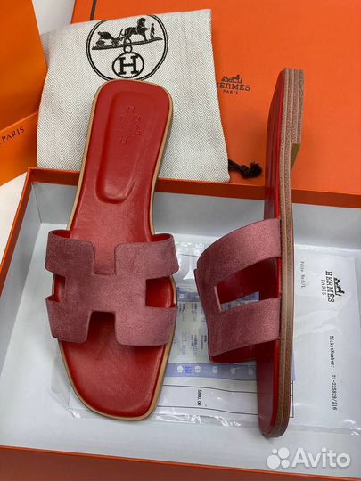 Шлепки женские