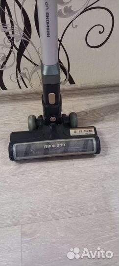 Пылесос вертикальный беспроводной redmond RV-UR379