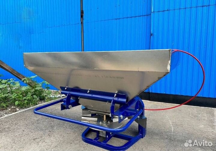 Разбрасыватель удобрений СКАУТ 2FX-600, 2024