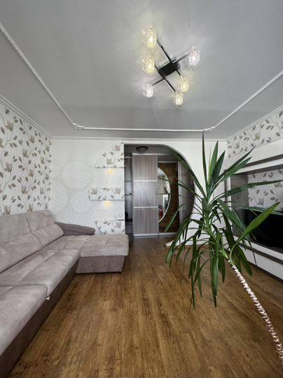 2-к. квартира, 58 м², 10/10 эт.