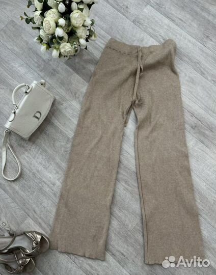 Трикотажный костюм женский