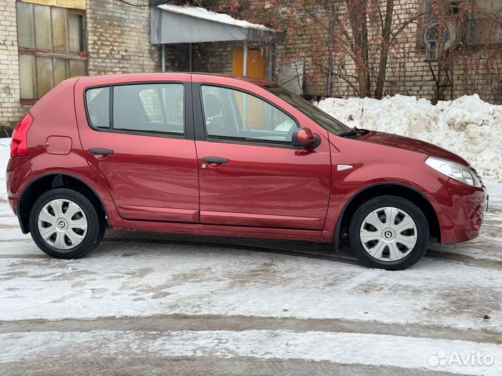 Renault Sandero 1.6 МТ, 2011, 74 000 км